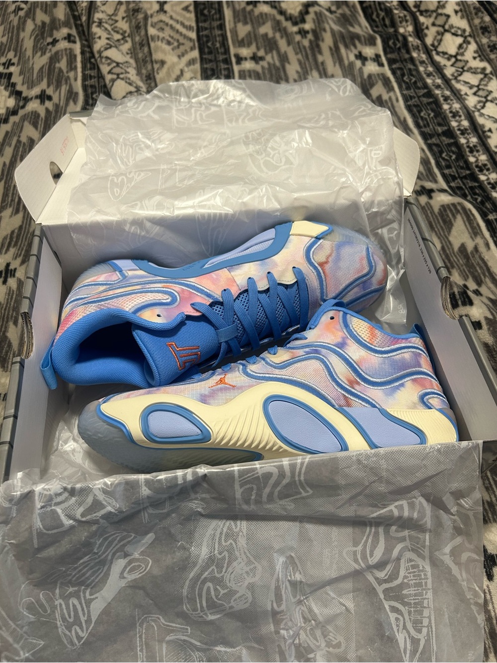Jordan Tatum 3 "Tie Dye" University
Blue/Camellia (FZ6598-400)